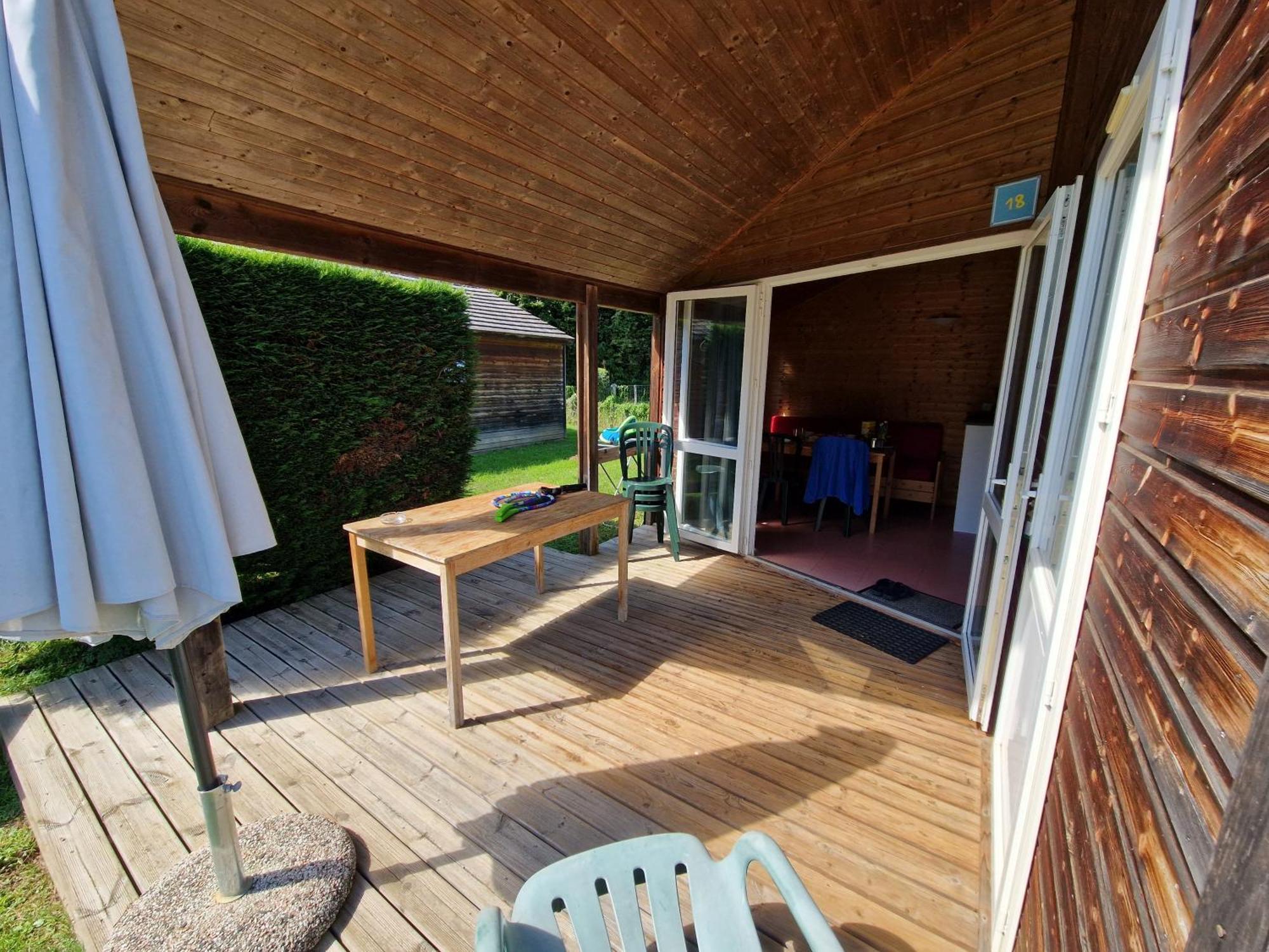 Camping Paradis Marmotel Saint-Geniez-dʼOlt Exterior foto